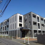 桜街道駅から徒歩6分！防犯面で安心なオートロック付き！宅配ボックスがあるのでいつでも荷物受け取り可能な1Rのお部屋です♪