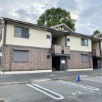 上北台駅から徒歩15分★緑豊か・閑静な住宅街の小規模アパート♪インターネット無料！２人暮らしにおすすめな2LDKのお部屋です。