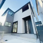 【新築戸建】仲介手数料無料♪2階の各居室にウォークインクローゼット付き!!!キッチン横にはパントリーも♪収納豊富な3LDKのお家です★