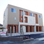 上北台駅から徒歩9分♪1階角部屋！オープンクローゼット付き！防犯カメラのある1LDKのお部屋です★