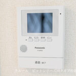 インターホン※未完成の為同タイプの画像です。