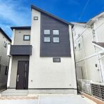 【新築戸建】仲介手数料無料♪南向きのバルコニーは2部屋から出入できます☆4.7帖のロフトつき☆和室ある4LDKのお家です!!!